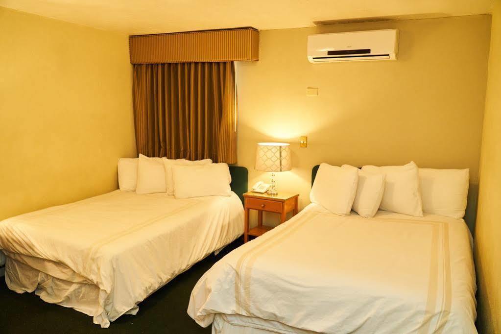 Hotel Del Norte Mexicali Bagian luar foto